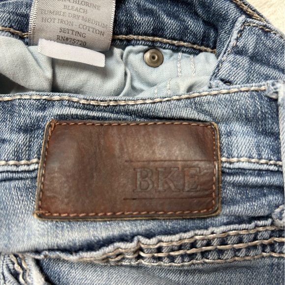 BKE Denim Tyler Straight Jeans. Style AVM23000. Sz. 30R - Picture 4 of 8